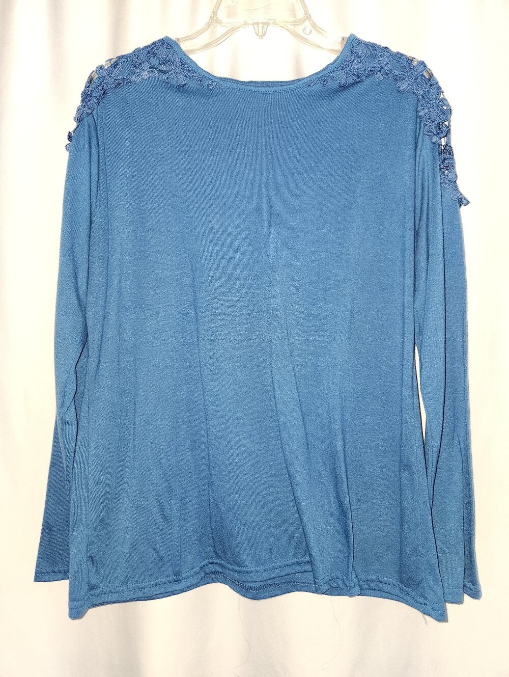 Blue long sleeve top with lace on shoulders #fairycore #cottagecore #romantic